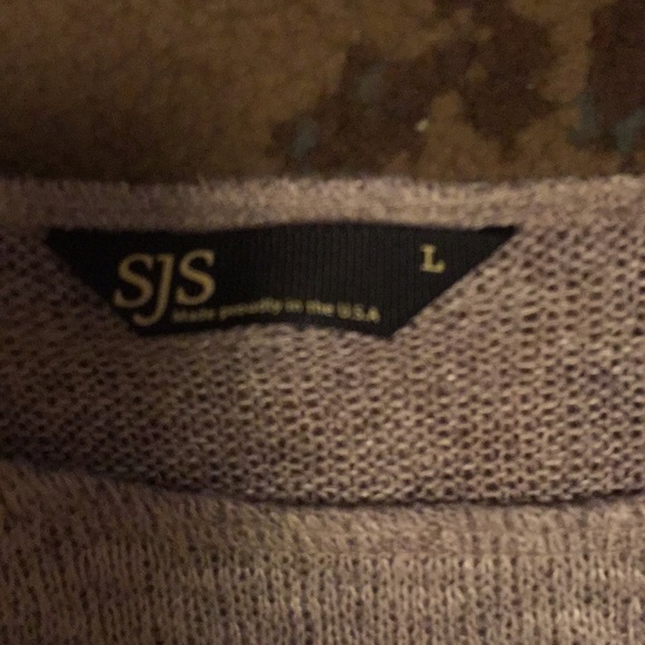 A pearl and sequins a initial sweater - Picture 4 of 4